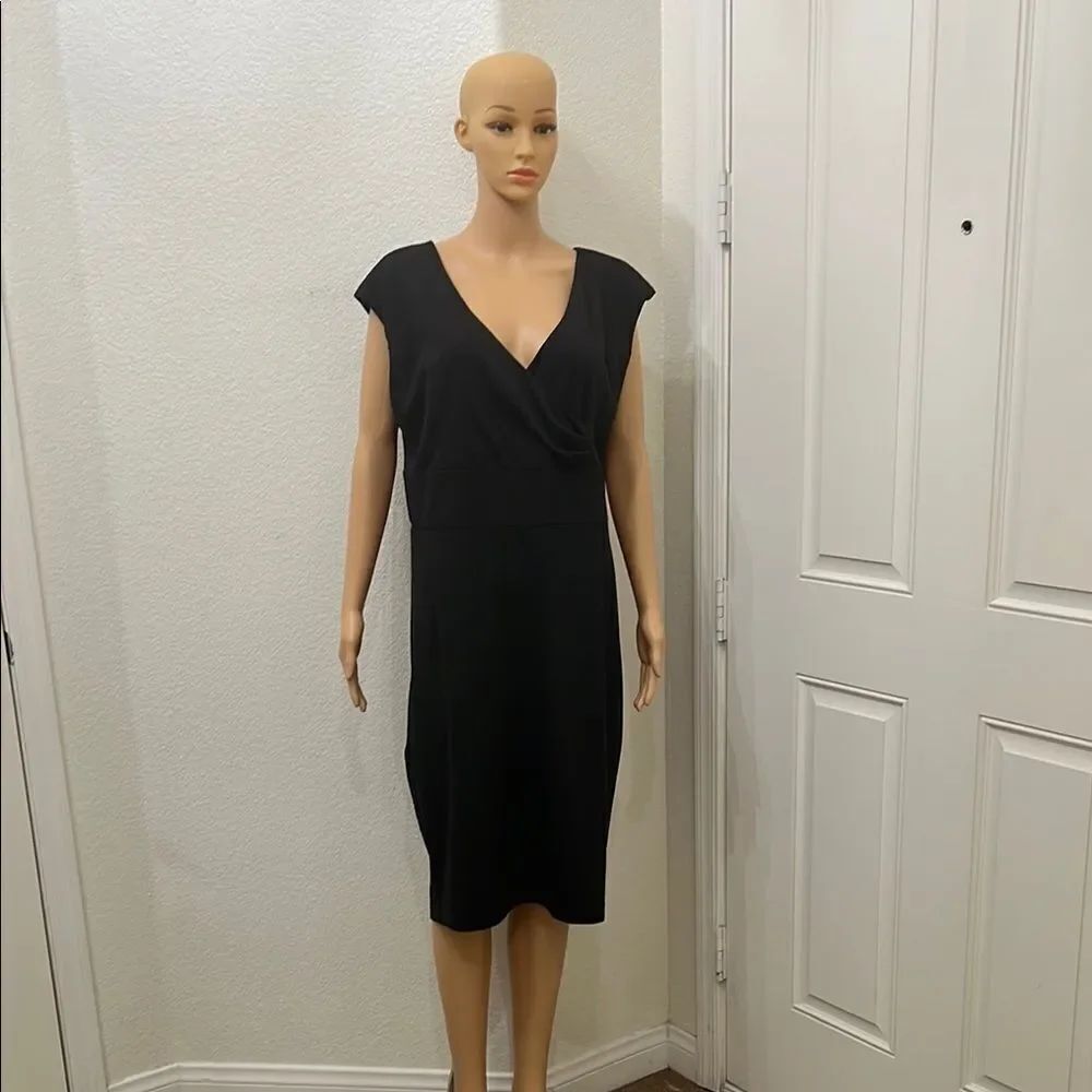 Torrid Black Sheath Midi Dress VNeck Slimming Ruched Waist Sleeveless Sz 18